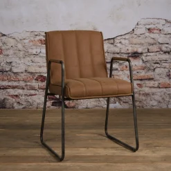 Eetkamerstoel Santo met armleuning, kleur Bruin